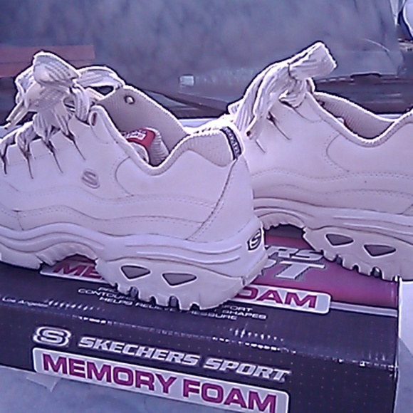 Shoes - Picture 3 of 3